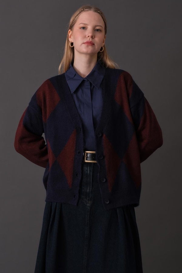 Argyle Pattern Cardigan Navy - 6