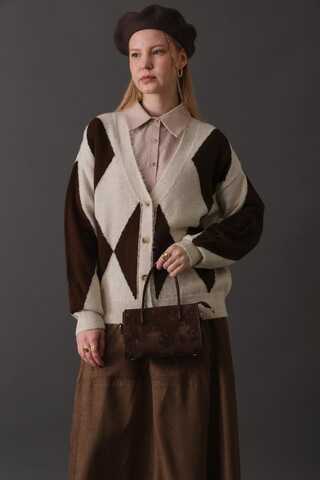 Argyle Pattern Cardigan Stone - 11