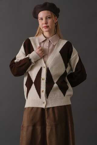 Argyle Pattern Cardigan Stone - 4