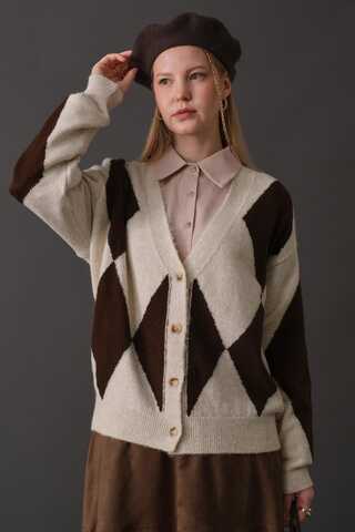 Argyle Pattern Cardigan Stone - 13