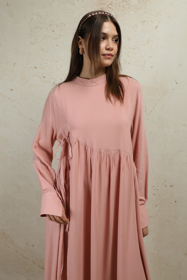 Asimetrik Büzgülü Elbise Pudra - 2