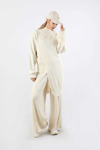 Asimetrik Triko Takım Krem - 3
