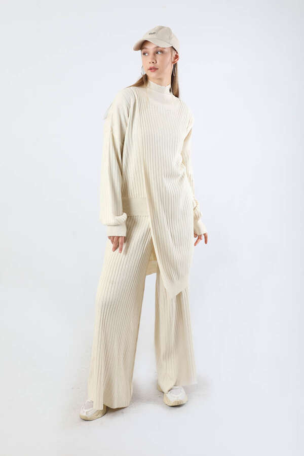 Asimetrik Triko Takım Krem - 5