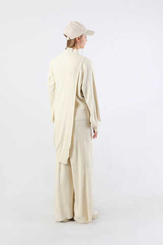 Asimetrik Triko Takım Krem - 6