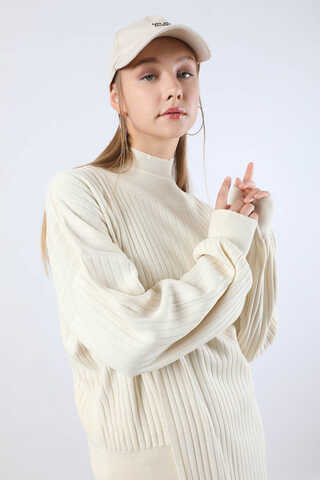 Asimetrik Triko Takım Krem - 2