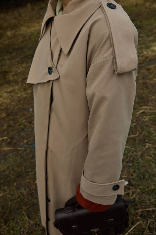 Asymmetrical Drop Shoulder Trenchcoat Beige - 2