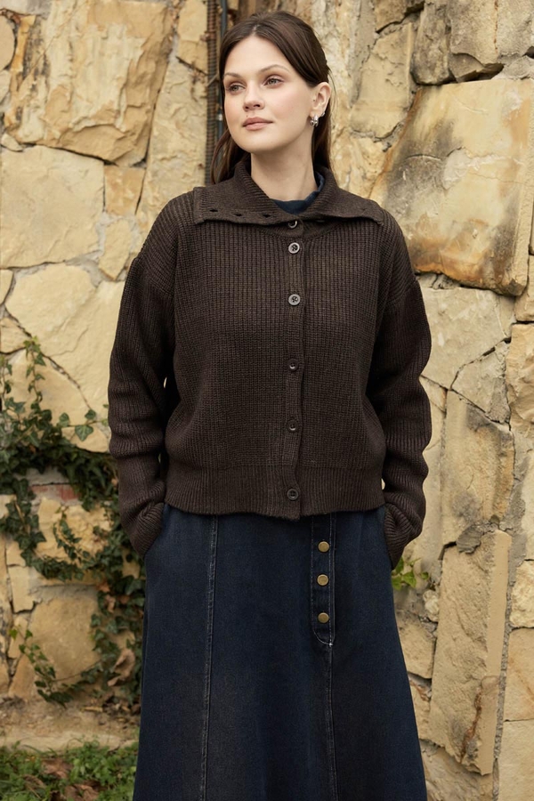 Balıkçı Yaka Hırka Acı Kahve - 9