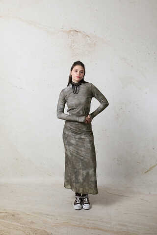 Batik Desenli Body Haki - 2