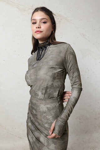 Batik Desenli Body Haki - 1