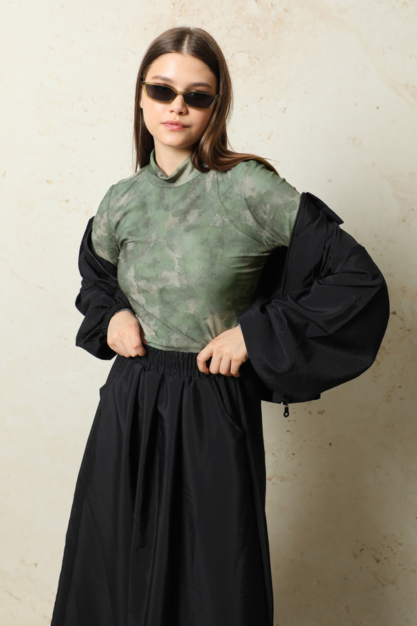 Batik Desenli Body Yeşil - 2