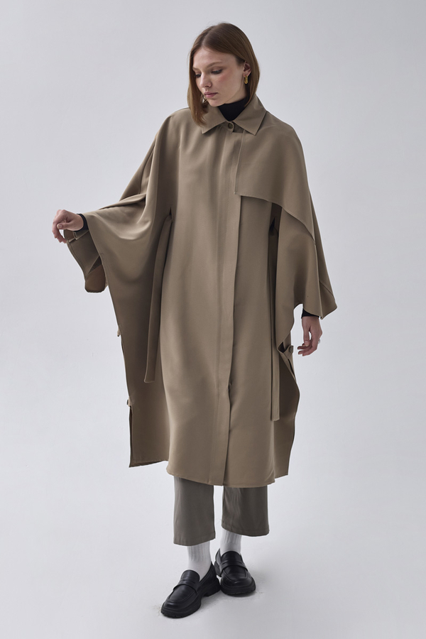 Batwing Sleeve Trenchcoat Camel - 4