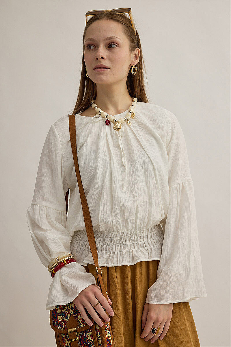 Beli Gipe Detaylı Bluz Beyaz - 3