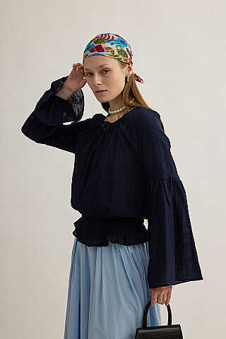 Beli Gipe Detaylı Bluz Lacivert - 6