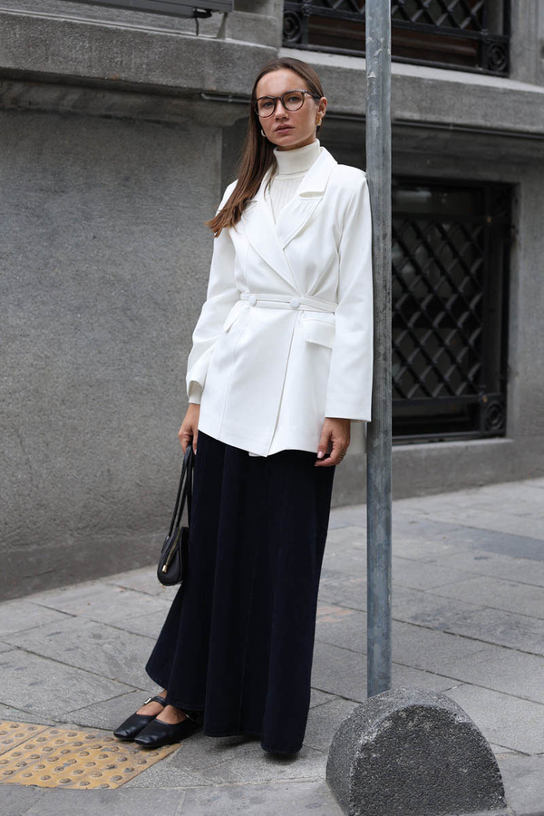 Biye Bağlamalı Blazer Ceket Beyaz - 2