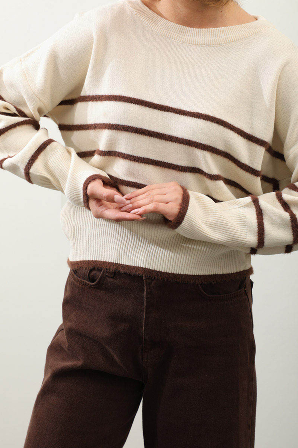 Biyeli Kısa Kazak Krem - 7