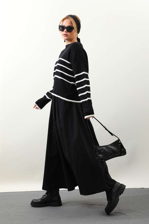 Biyeli Kısa Kazak Siyah - 1