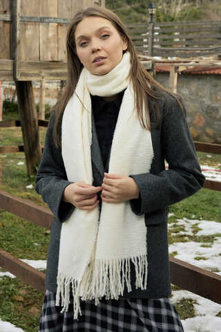 Bouclé Scarf Ecru - 4
