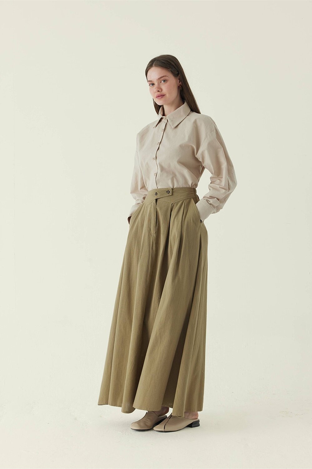 Buttoned Belt Skirt Khaki 