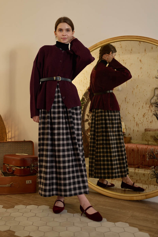Buttoned Knit Cardigan Burgundy - 3