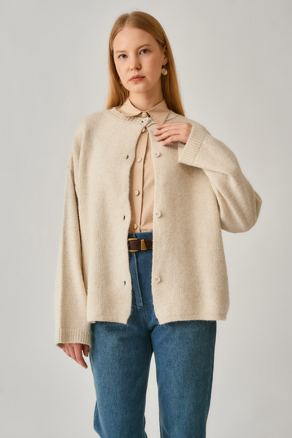 Buttoned Knit Cardigan Ecru - 13