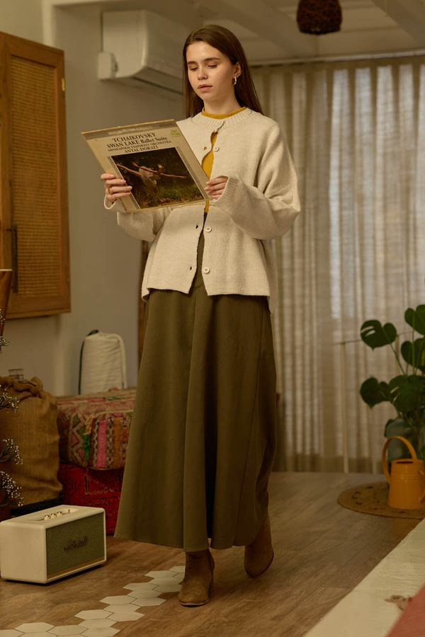 Buttoned Knit Cardigan Ecru - 9