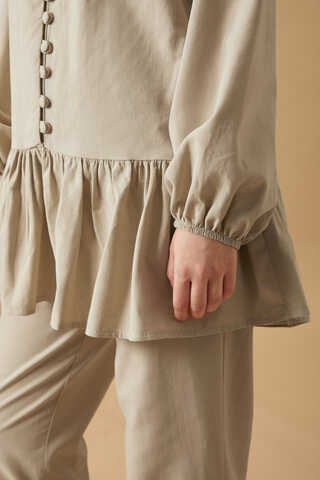 Buttoned Ruffle Set Stone - 5