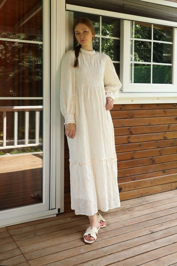 Büzgülü Brode Elbise Krem - 1