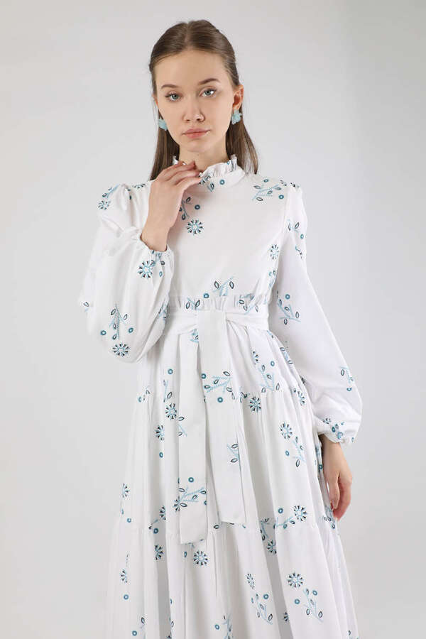 Büzgülü Desenli Poplin Elbise Beyaz - 4