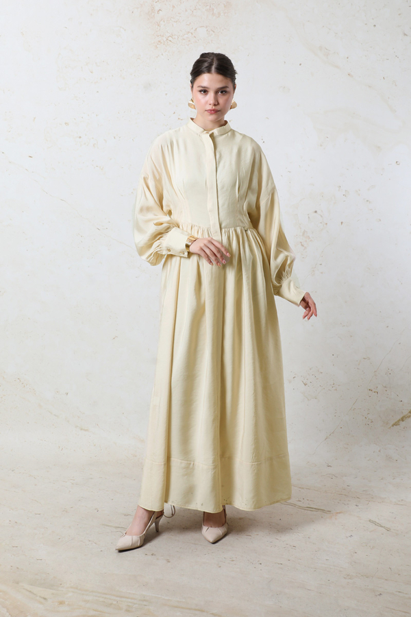 Büzgülü Gizli Düğmeli Elbise Bej 