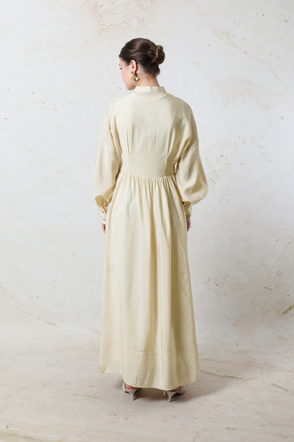 Büzgülü Gizli Düğmeli Elbise Bej - 6