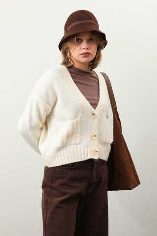 Cepli Düğmeli Hırka Krem - 5