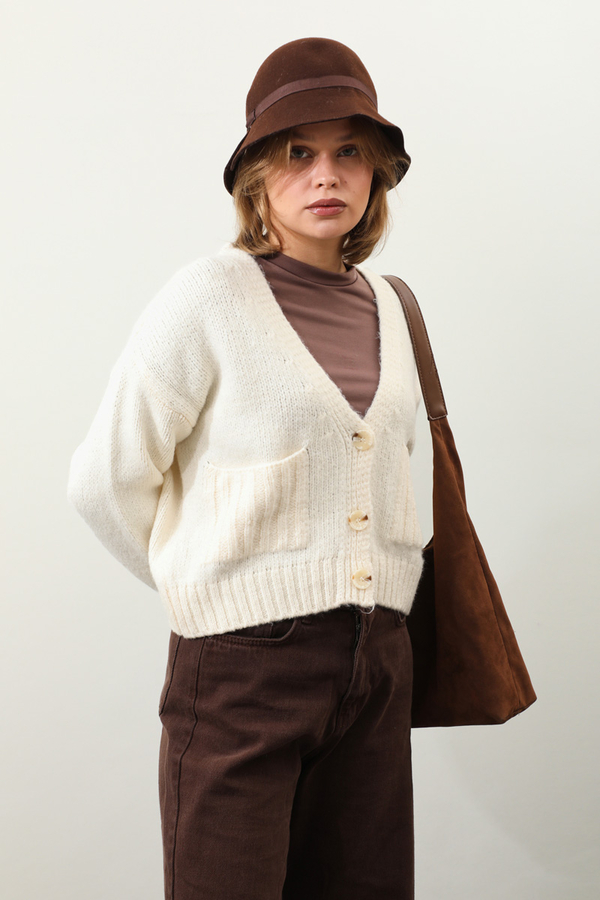 Cepli Düğmeli Hırka Krem - 5