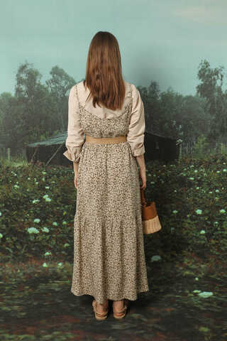 Çiçek Desenli İnce Askılı Elbise Kahve - 11