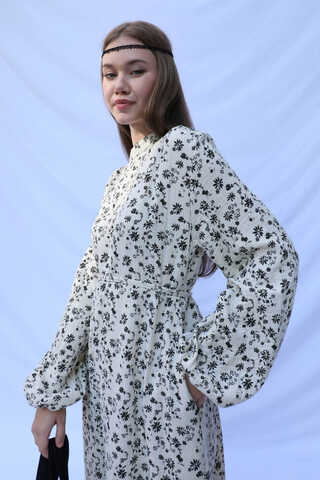 Çiçek Desenli Müslin Elbise Siyah - 6