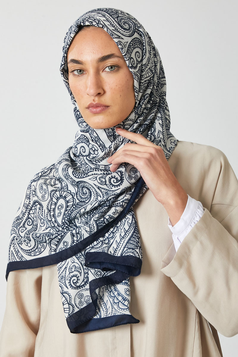 Çiçek Motifli Şal Lacivert