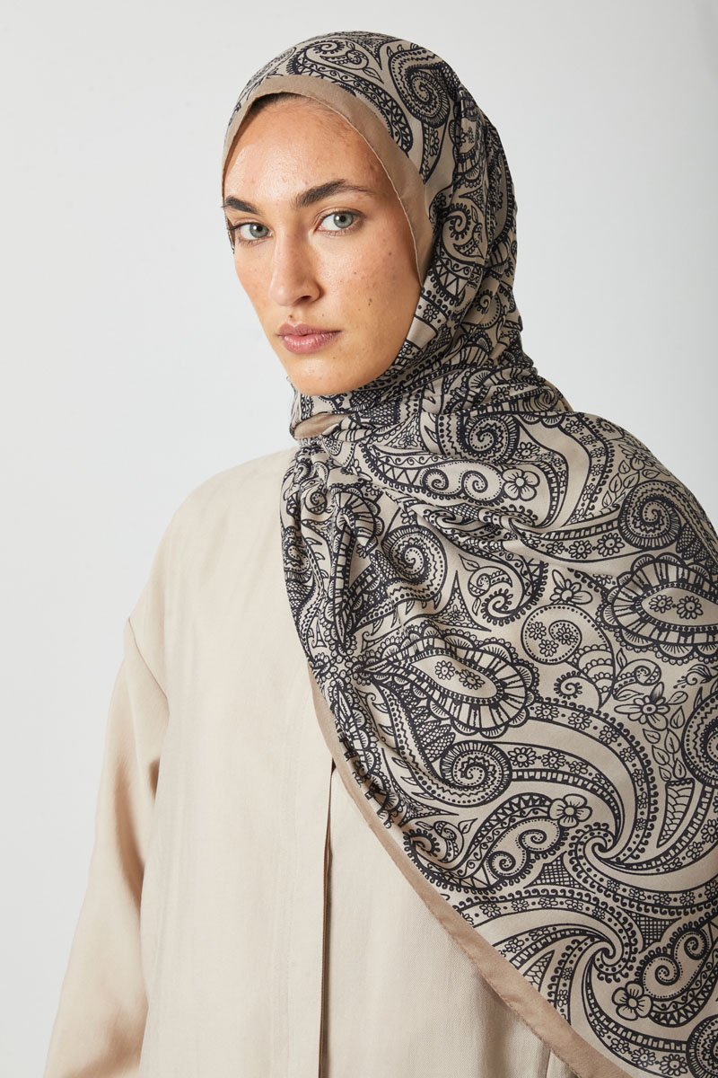 Çiçek Motifli Şal Vizon