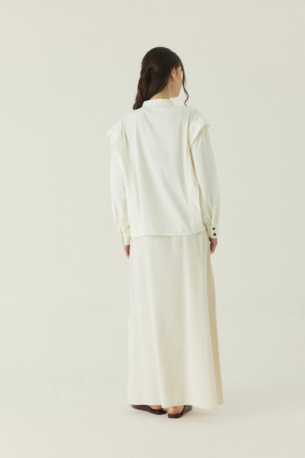 Çiçek Nakışlı Keten Gömlek Beyaz - 3