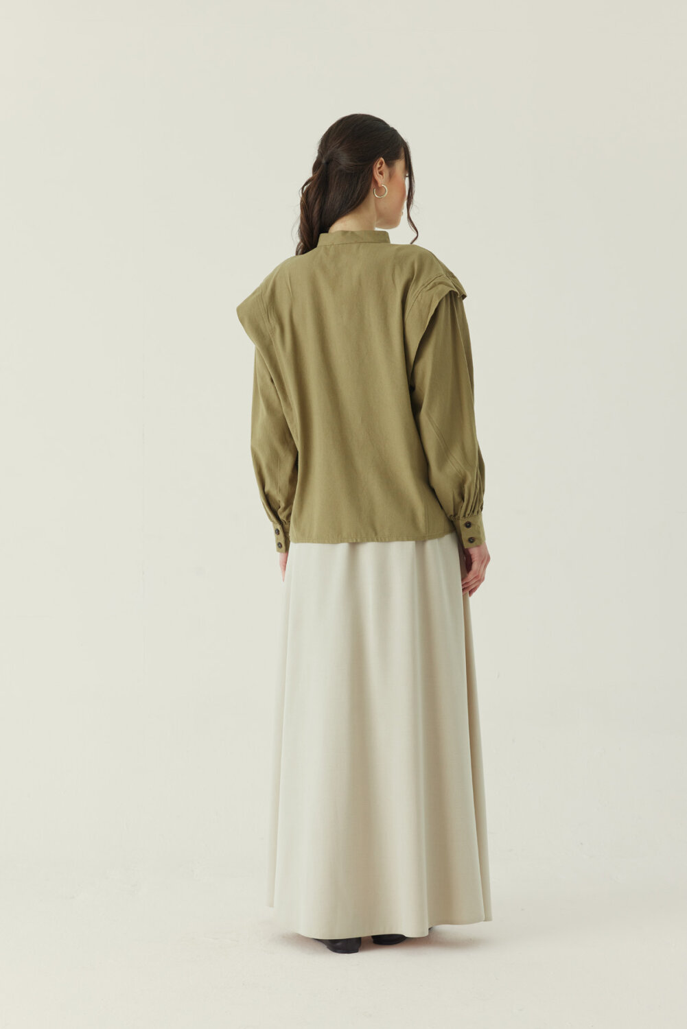 Çiçek Nakışlı Keten Gömlek Haki - 3