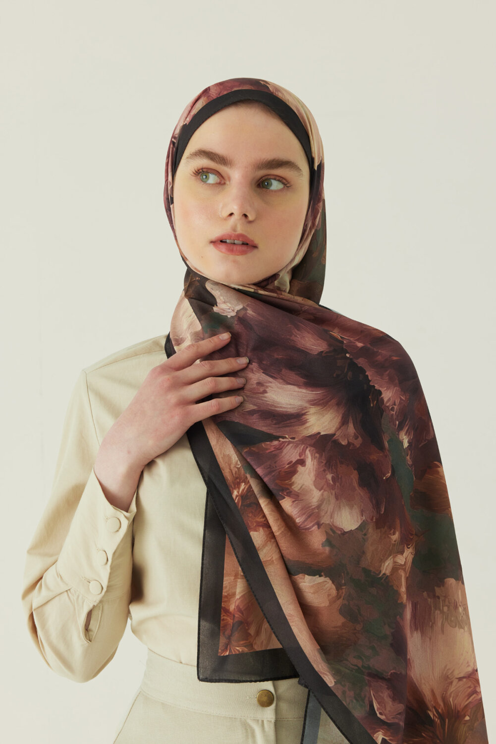 Çiçekli İpek Şal Camel - 2