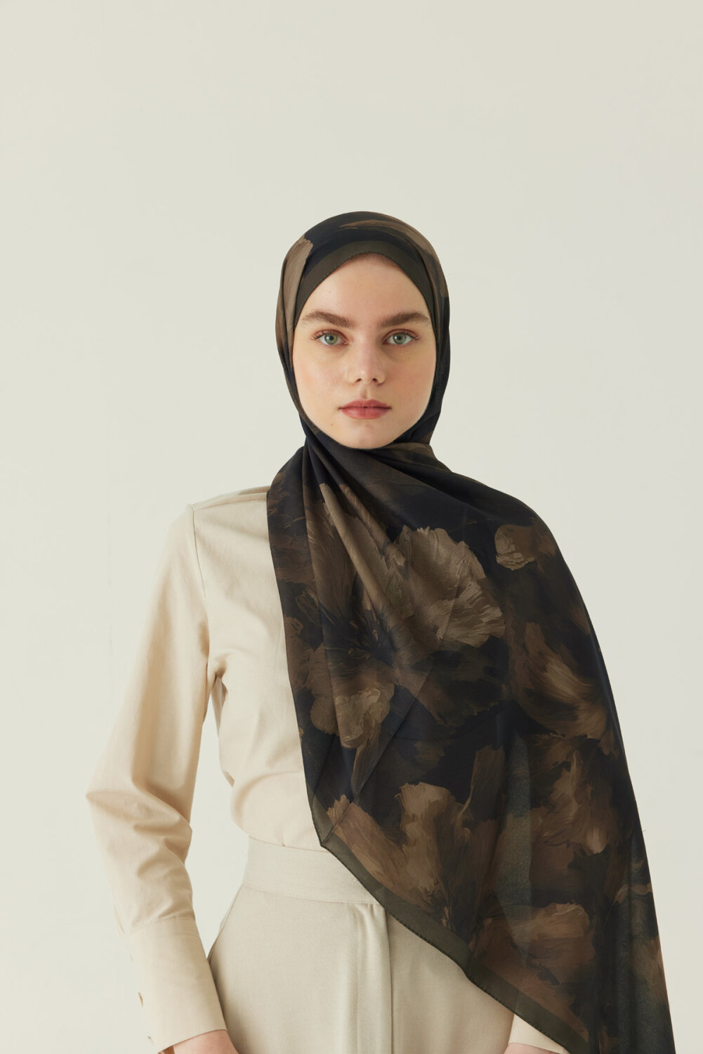 Çiçekli İpek Şal Kahverengi - 3