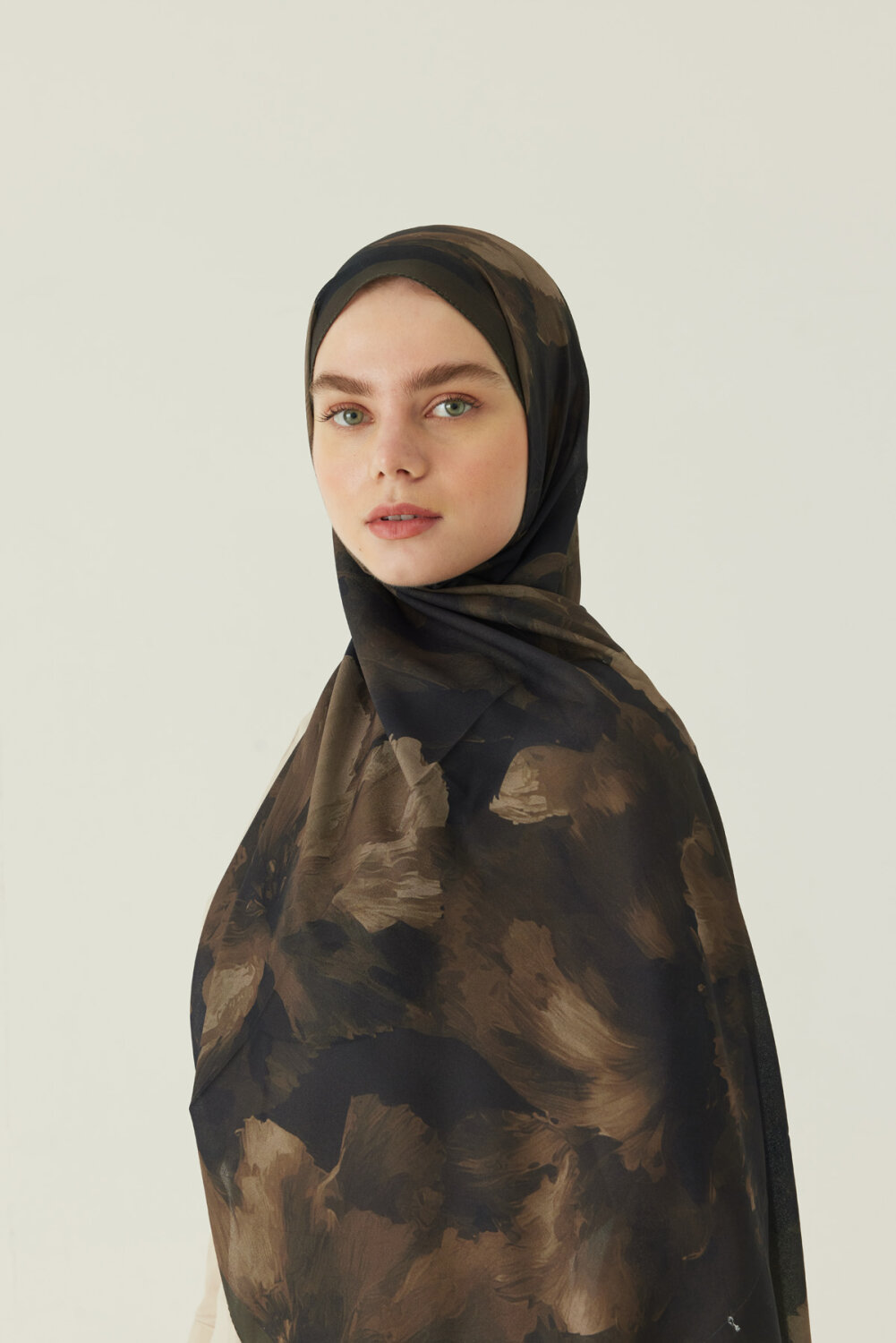 Çiçekli İpek Şal Kahverengi 