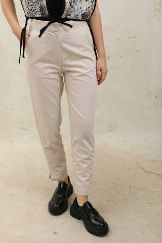 Cigarette Trousers Cream - 4