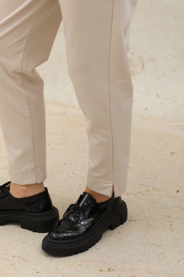 Cigarette Trousers Cream - 5