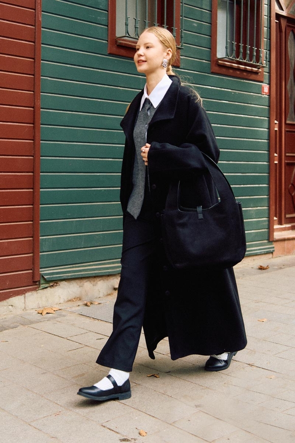 Coat with Dart Detail Black - 2