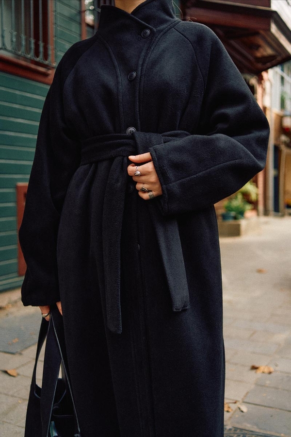 Coat with Dart Detail Black - 11