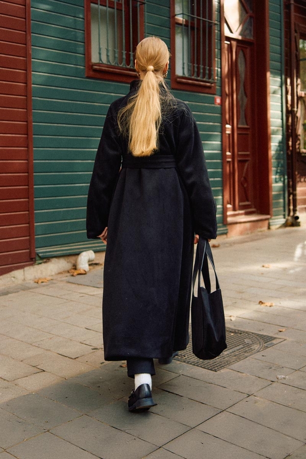 Coat with Dart Detail Black - 12