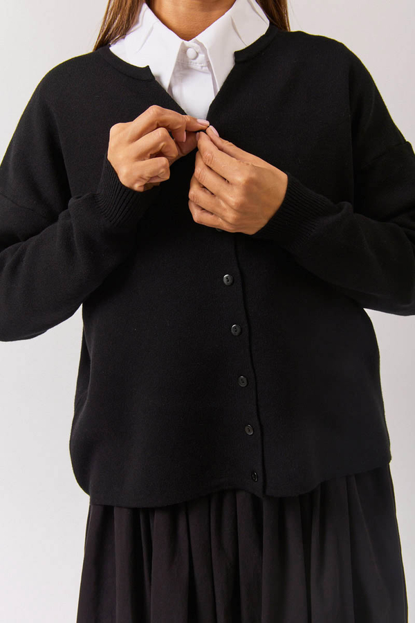 Crew Neck Premium Knit Cardigan Black - 2