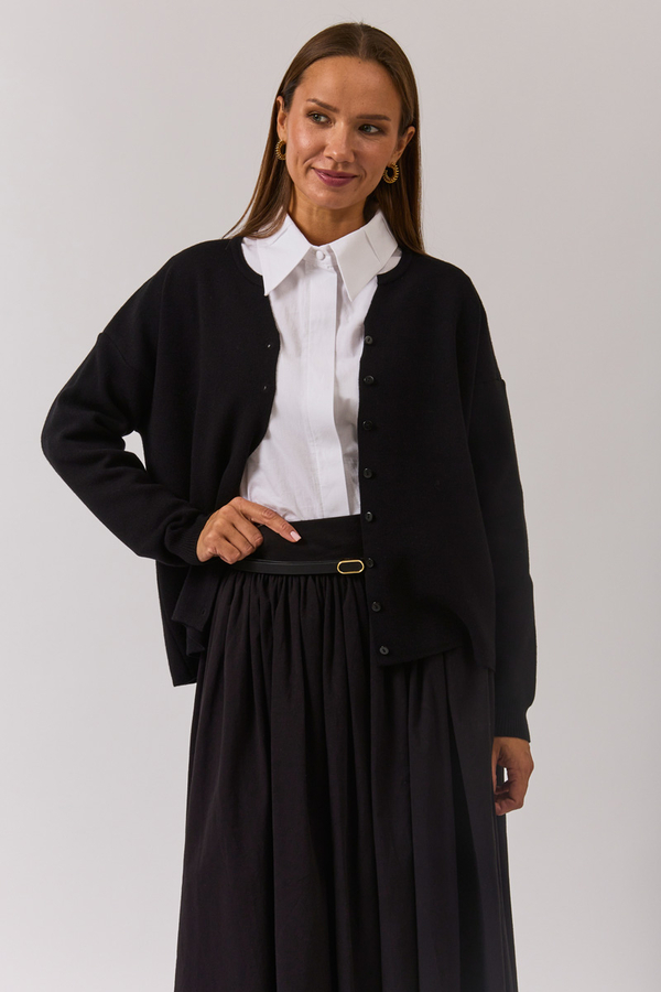 Crew Neck Premium Knit Cardigan Black - 13