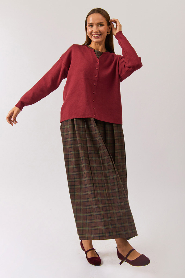 Crew Neck Premium Knit Cardigan Burgundy - 9