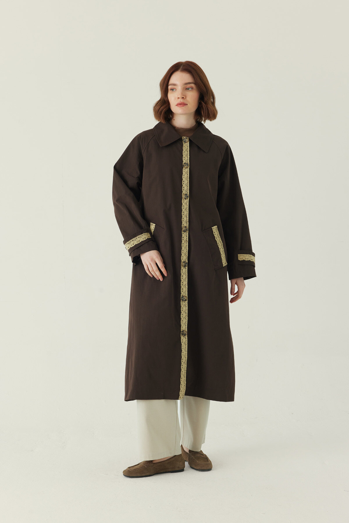 Dantel Detaylı Uzun Trençkot Acı Kahve